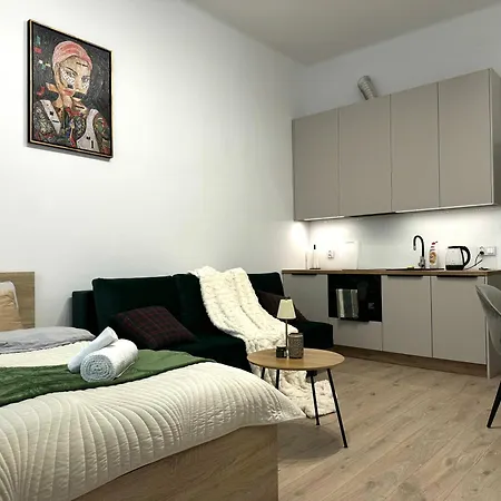 Comfy Self Check-in 2min From Main Station Old Town D-apartments شقة