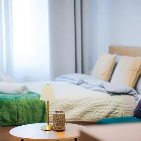 Comfy Self Check-in 2min From Main Station Old Town D-apartments شقة *